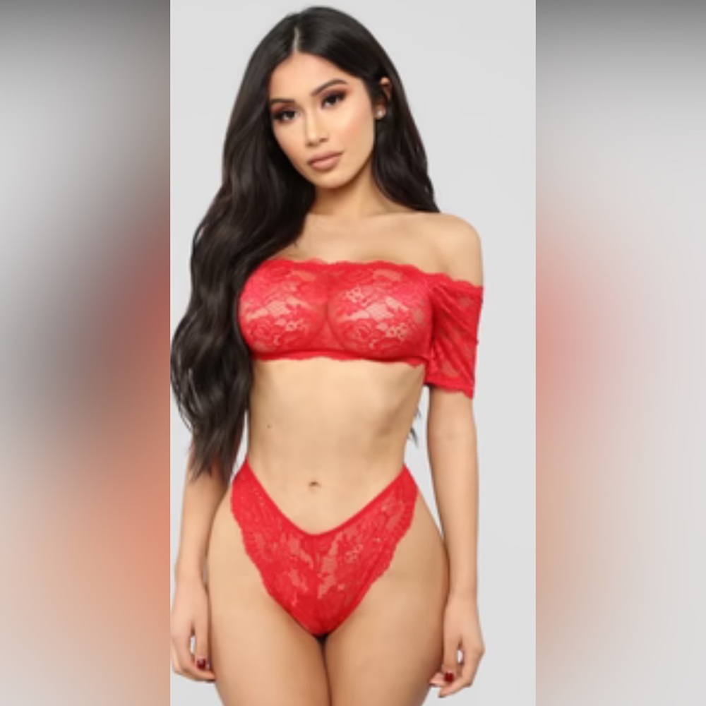 Red Lacey bandeau lingerie